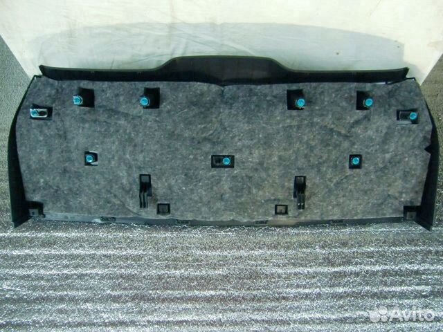 Обшивка двери багажника Mercedes GLC X253 Обшивка двери багажника Mercedes GLC X253