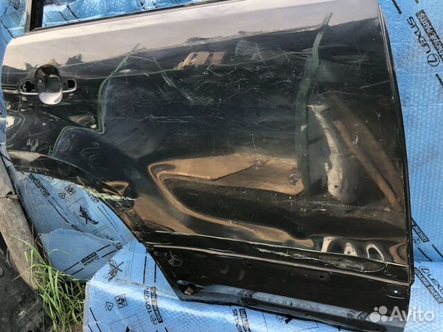 Задняя правая дверь Suzuki Grand Vitara