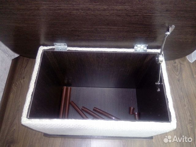 Стол