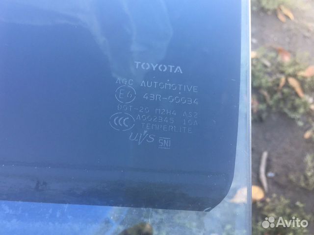 Стекло задней правый двери Toyota LC 200 2008-15г