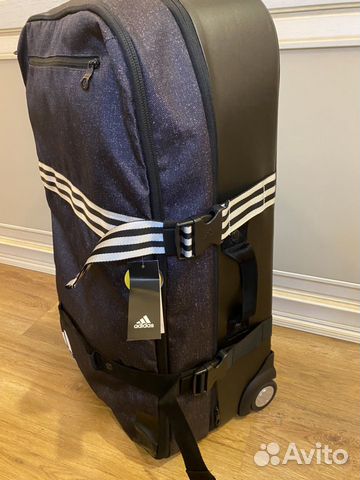 Сумка -чемодан adidas(team trolley XL) на колёсах Сумка -чемодан adidas(team trolley XL) на колёсах