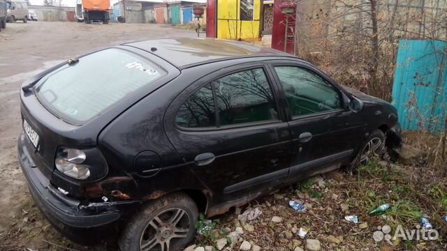 Renault Megane дверь б/у запчасти Renault Megane дверь б/у запчасти