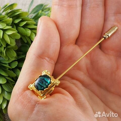 Брошь Булавка Медальон с Гелиотисом, винтаж