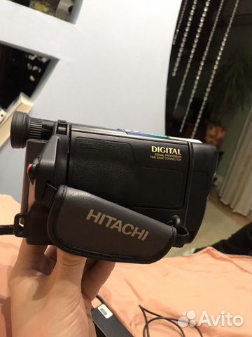 Видеокамера Hitachi VM-E368E