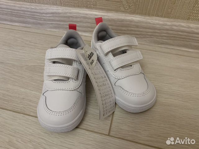 Кроссовки adidas для девочки Кроссовки adidas для девочки