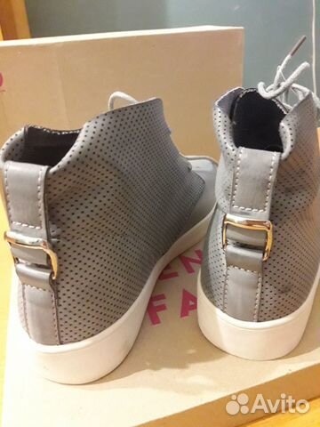 Ботинки новые р.39