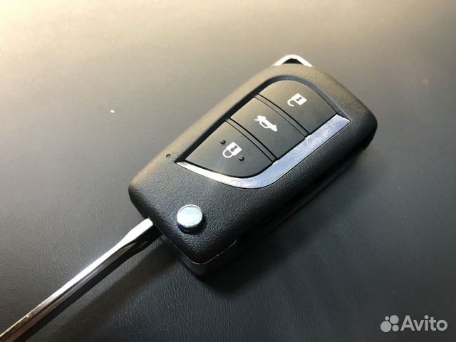 Ключ Toyota Camry выкидной Изготовление Ключ Toyota Camry выкидной Изготовление