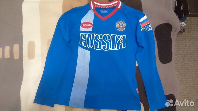 Футболка с длинным рукавом Футболка с длинным рукавом