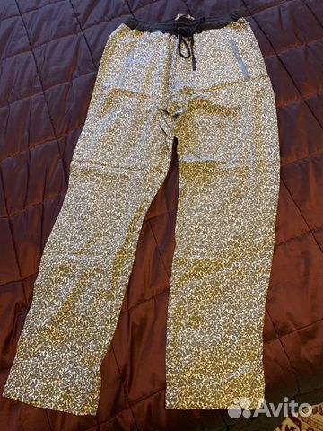 Брюки новые шёлк размер L Италия Брюки новые шёлк размер L Италия