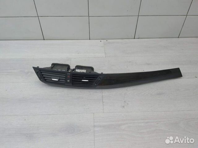 Дефлектор центральный 64222991235 BMW X1 E84 Дефлектор центральный 64222991235 BMW X1 E84