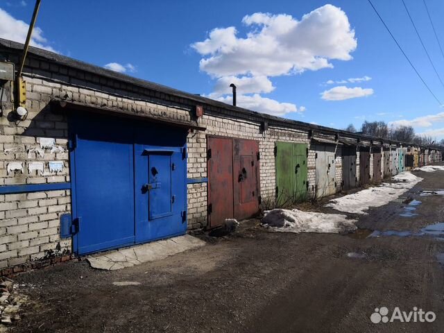 Гараж, > 30 м²