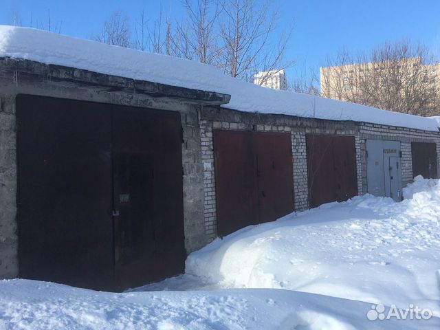 Гараж, > 30 м²