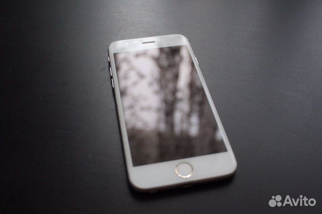 Телефон iPhone 6s 64Gb