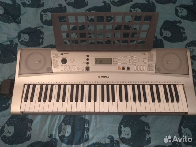 Синтезатор Yamaha PSR-E313