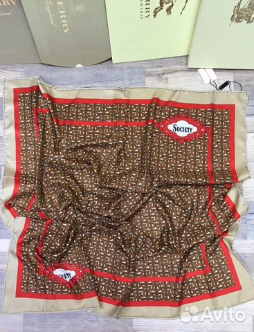 Новый женский шёлковый платок Burberry Новый женский шёлковый платок Burberry