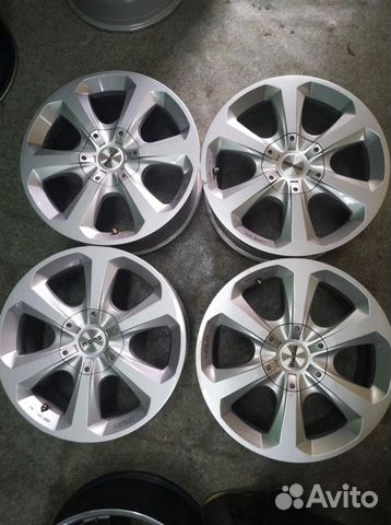 Диски бу литые R18 I на VW Touareg Audi Q7 Porsche Диски бу литые R18 I на VW Touareg Audi Q7 Porsche