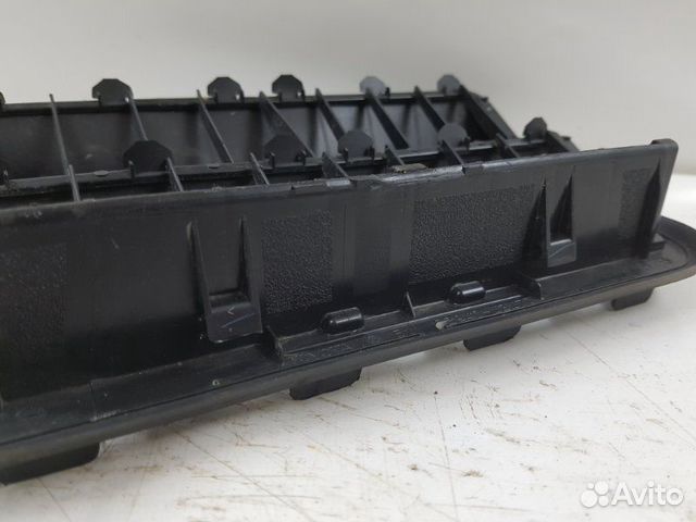 Решетка вентиляционная Toyota Camry V50 V55 Решетка вентиляционная Toyota Camry V50 V55