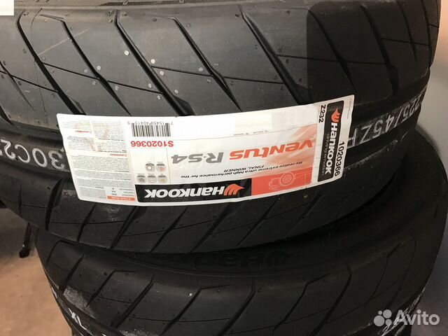 Новые hankook Ventus R-S4 Z232 215 45 17 87W Новые hankook Ventus R-S4 Z232 215 45 17 87W