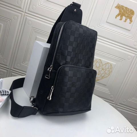 Мужская сумка Louis Vuitton через плечо кожаная Мужская сумка Louis Vuitton через плечо кожаная