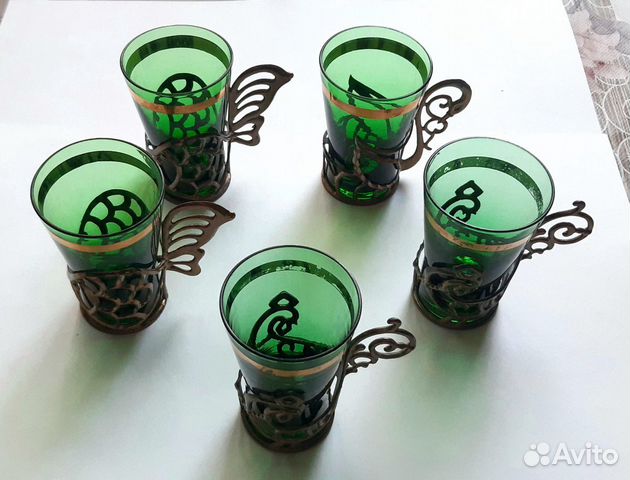 Цветные рюмки в подстаканниках (СССР) Цветные рюмки в подстаканниках (СССР)