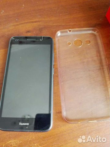 Продам телефон huawei Y3 2017 года
