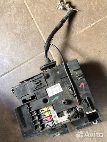 7P0937548F блок предохранителей Touareg NF