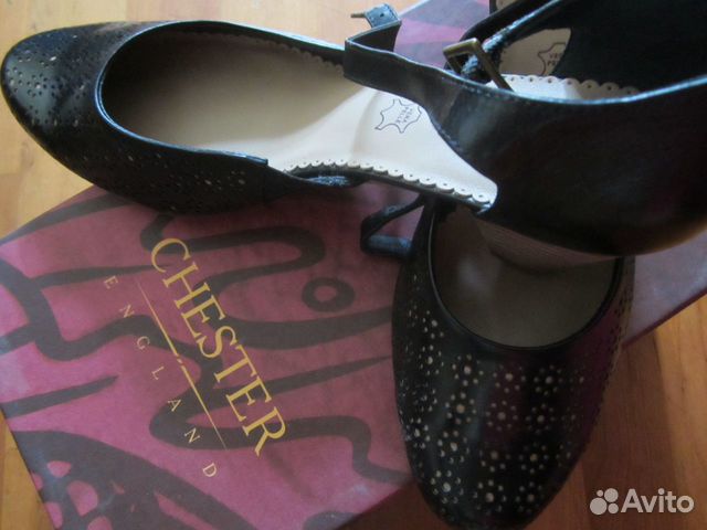 Новые туфли босоножки Chester, кожа Новые туфли босоножки Chester, кожа