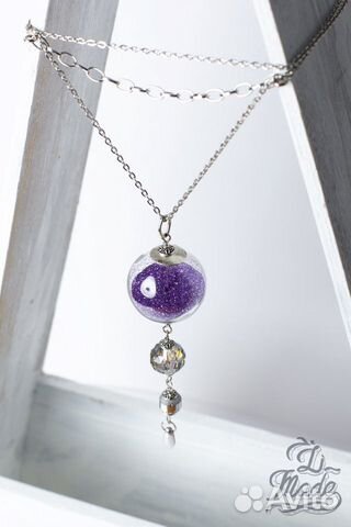 Комплект фиолетовых украшений ручной работы Комплект фиолетовых украшений ручной работы