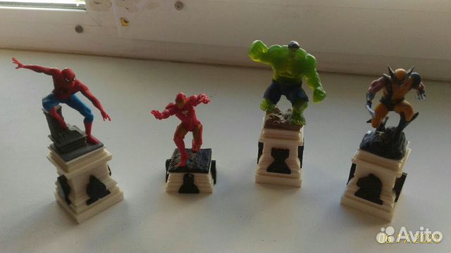 Комикс Marvel+ 4 фигурки супергероев Комикс Marvel+ 4 фигурки супергероев