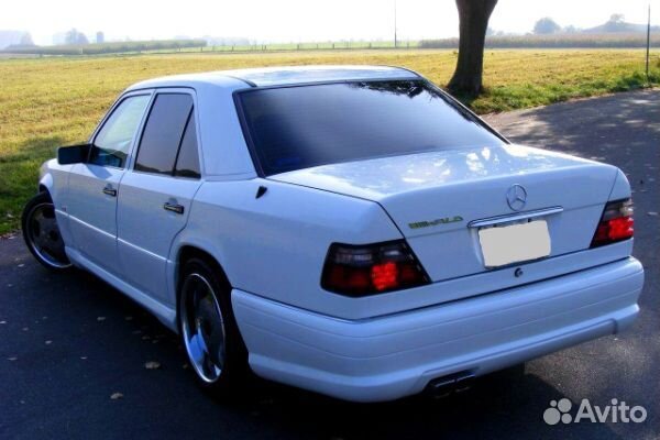 Бампер задний wald для Mercedes W124 Бампер задний wald для Mercedes W124