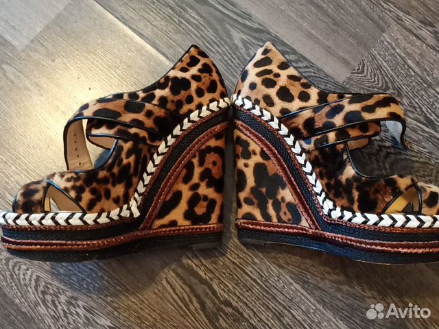 Туфли Christian Louboutin