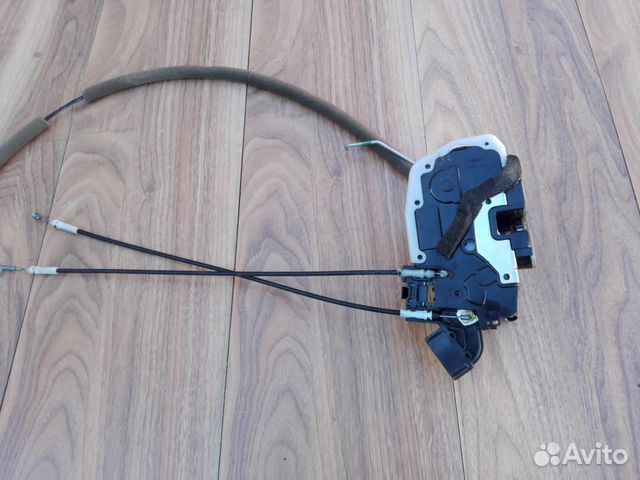 Стеклоподъемник передний правый Nissan Almera G15