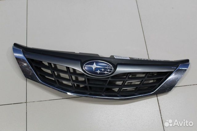 Решетка радиатора Subaru Impreza (G12)