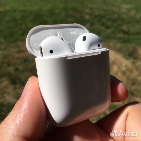 AirPods 2