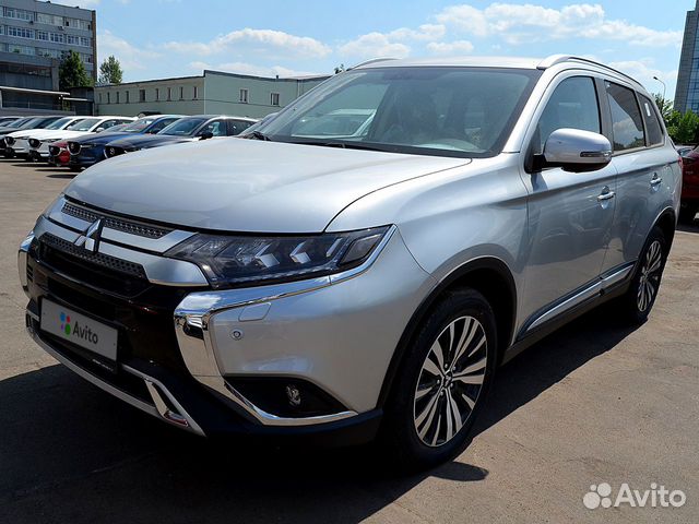 Mitsubishi Outlander 2.0 CVT, 2020