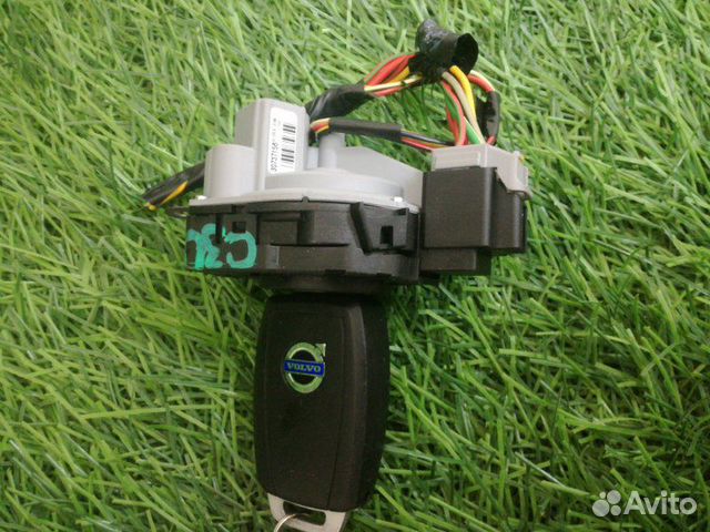 Замок зажигания Volvo C30 I 2.4 2006-2009 Замок зажигания Volvo C30 I 2.4 2006-2009