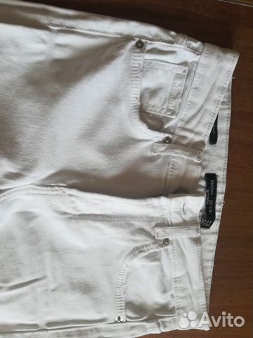 Джинсы белые Bershka, р. 32