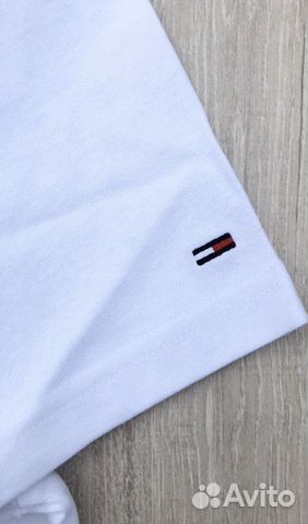 Новая мужская футболка Tommy Hilfiger Jeans (XL) Новая мужская футболка Tommy Hilfiger Jeans (XL)