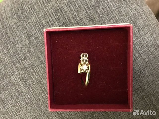 Золотой комплект с бриллиантами Золотой комплект с бриллиантами