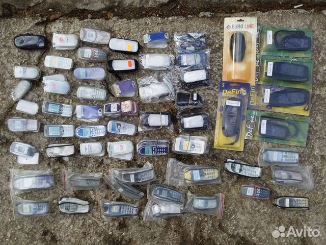 Новые чехлы от старых сотовых телефонов