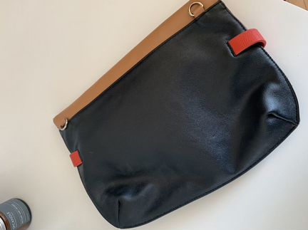 Кожаный клатч неизвестный бренд