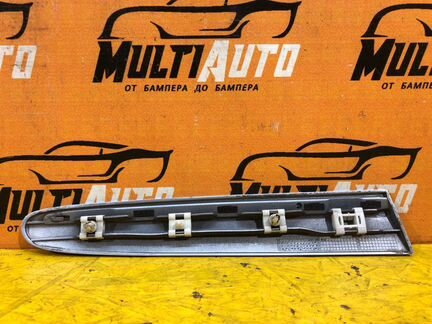 Молдинг крыла задний левый Mercedes Clk C209