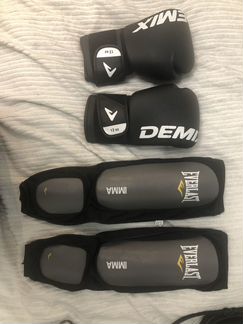 Защита голени и перчатки боксерские