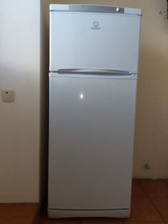 Холодильник Indesit ST14510