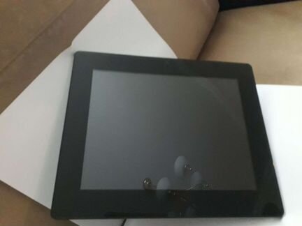 Цифровая фоторамка Intenso Media Gallery 9,7 новая