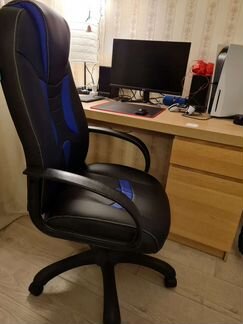 Кресло компьютерное игровое Бюрократ viking-8/BL+b