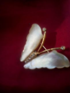 Брошь перламутр