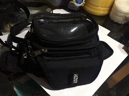 Сумка на плечо. с магнитами или на бак мото