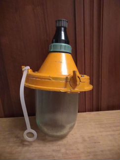 Фонарь уличный навесной СССР