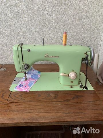 Швейная машина minerva